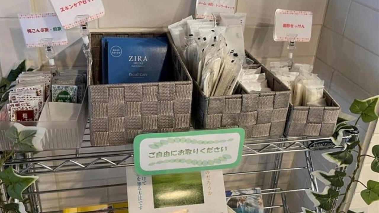 Toyoko Inn Saitama Iwatsuki Ekimae Exteriör bild