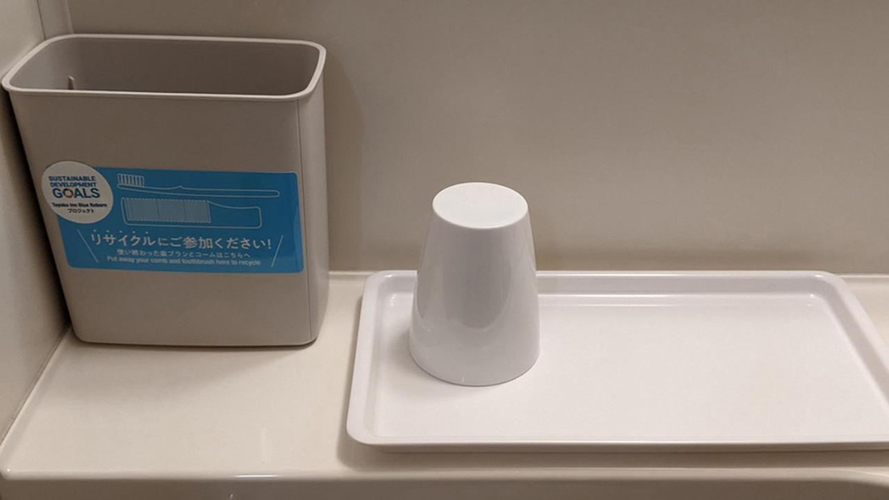 Toyoko Inn Saitama Iwatsuki Ekimae Exteriör bild