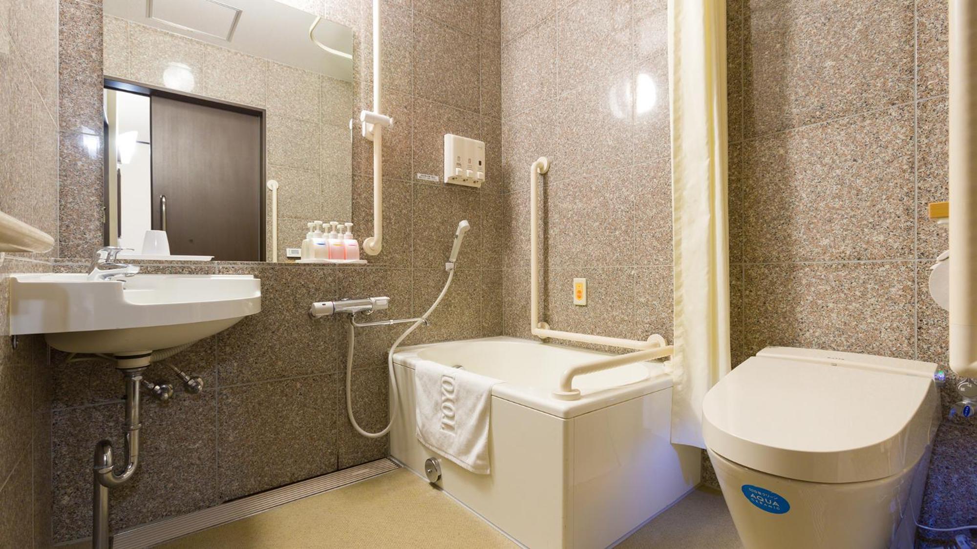 Toyoko Inn Saitama Iwatsuki Ekimae Exteriör bild