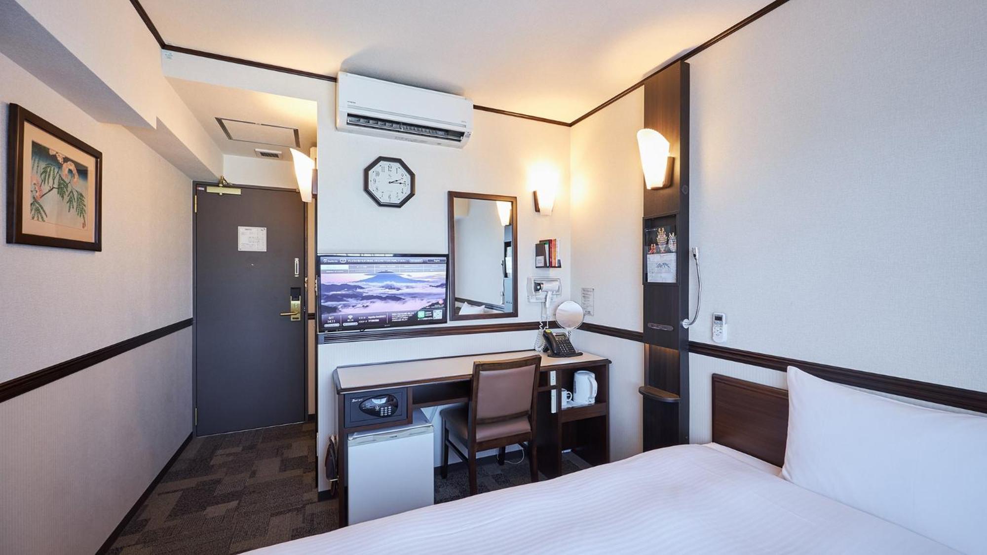 Toyoko Inn Saitama Iwatsuki Ekimae Exteriör bild